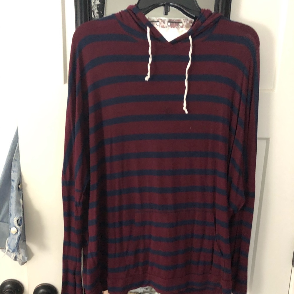Red and navy T-shirt hoodie from forever 21